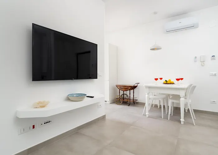 Amal - Elegant In Lejlighed *