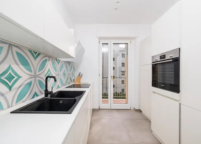 Amal - Elegant In Lejlighed *