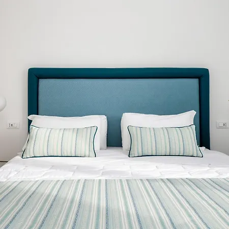 Amal - Elegant In Apartman